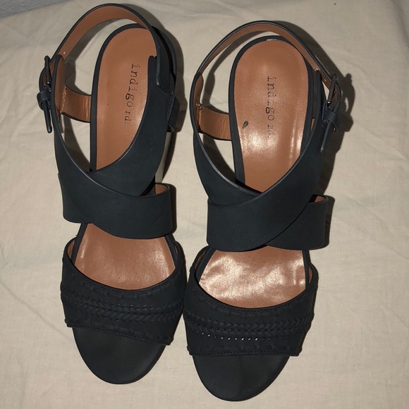 Size 10 dark blue wedges - Picture 1 of 3